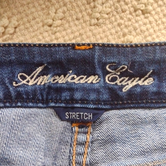 American Eagle blue jean short (stretch) - Picture 5 of 10